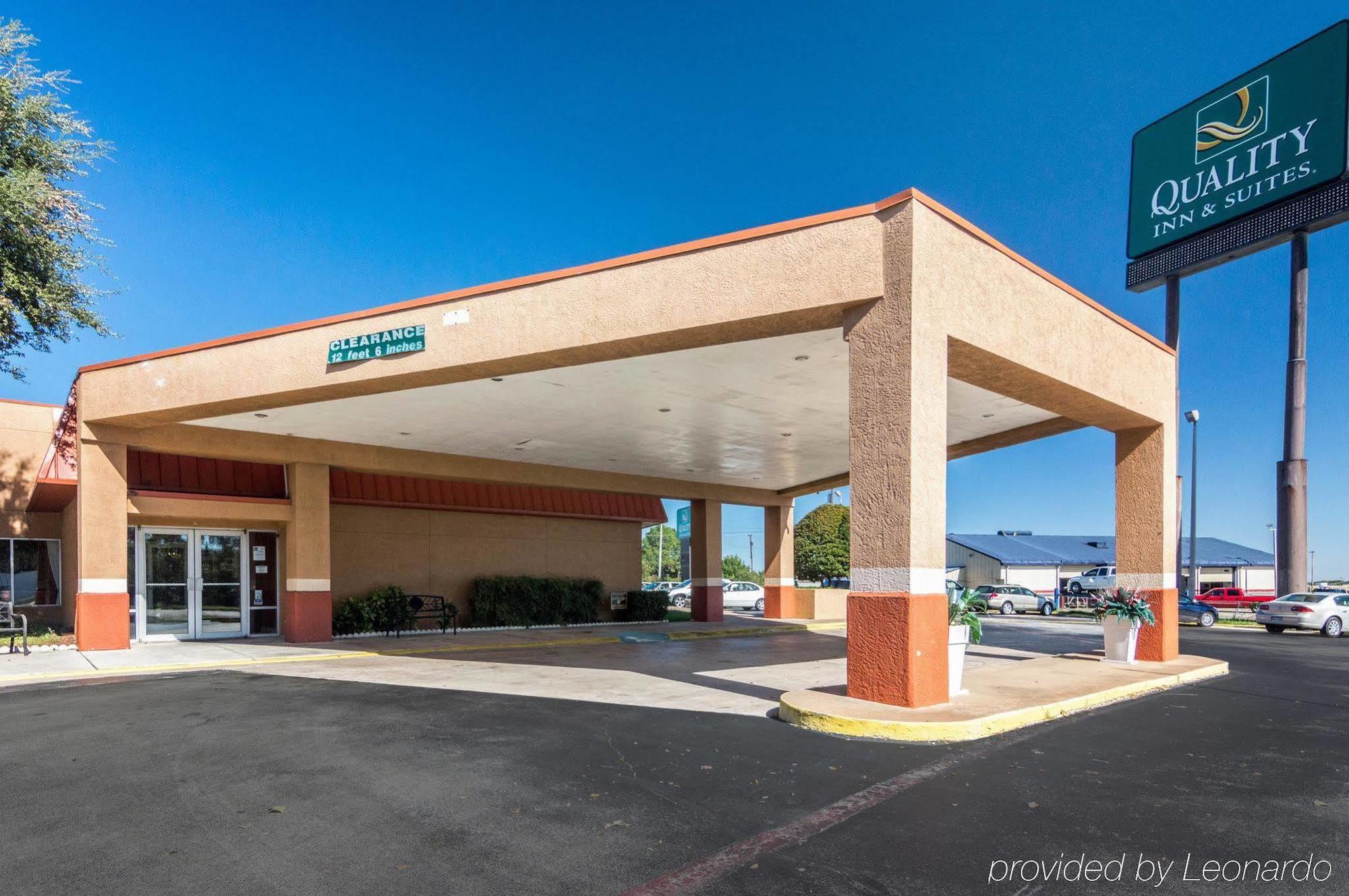 דנטון Texas Inn & Suites מראה חיצוני תמונה