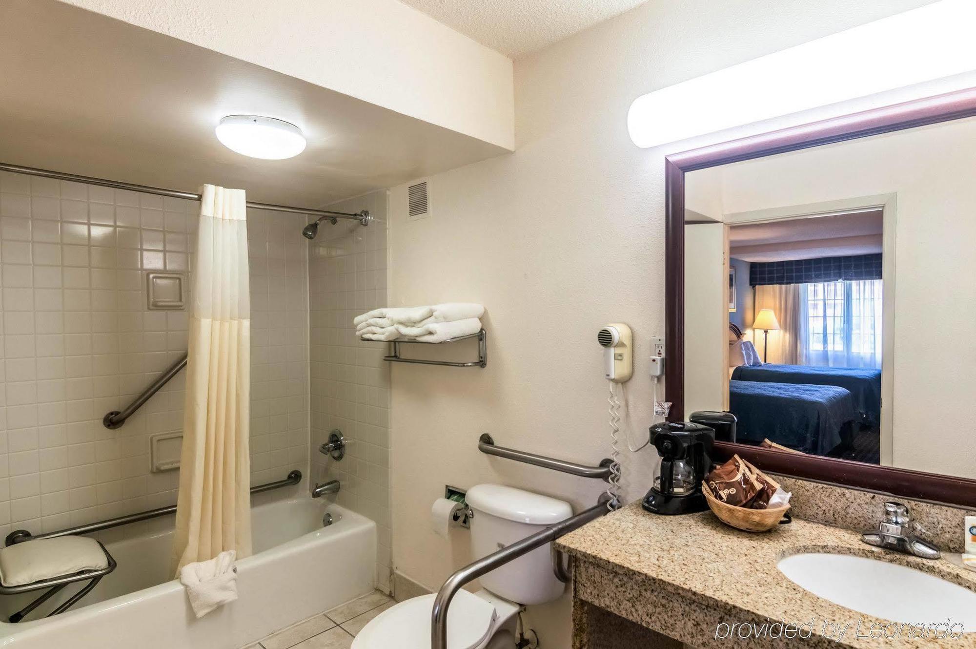 דנטון Texas Inn & Suites מראה חיצוני תמונה
