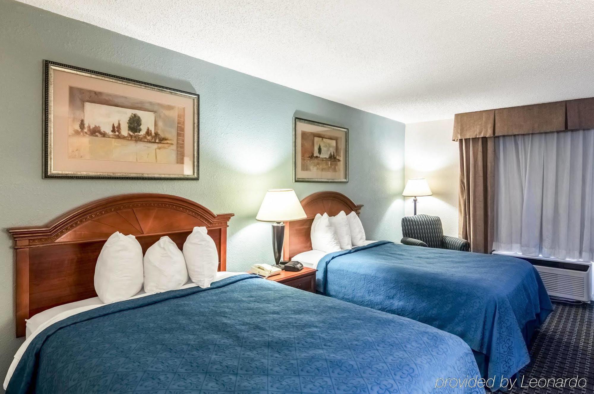 דנטון Texas Inn & Suites מראה חיצוני תמונה