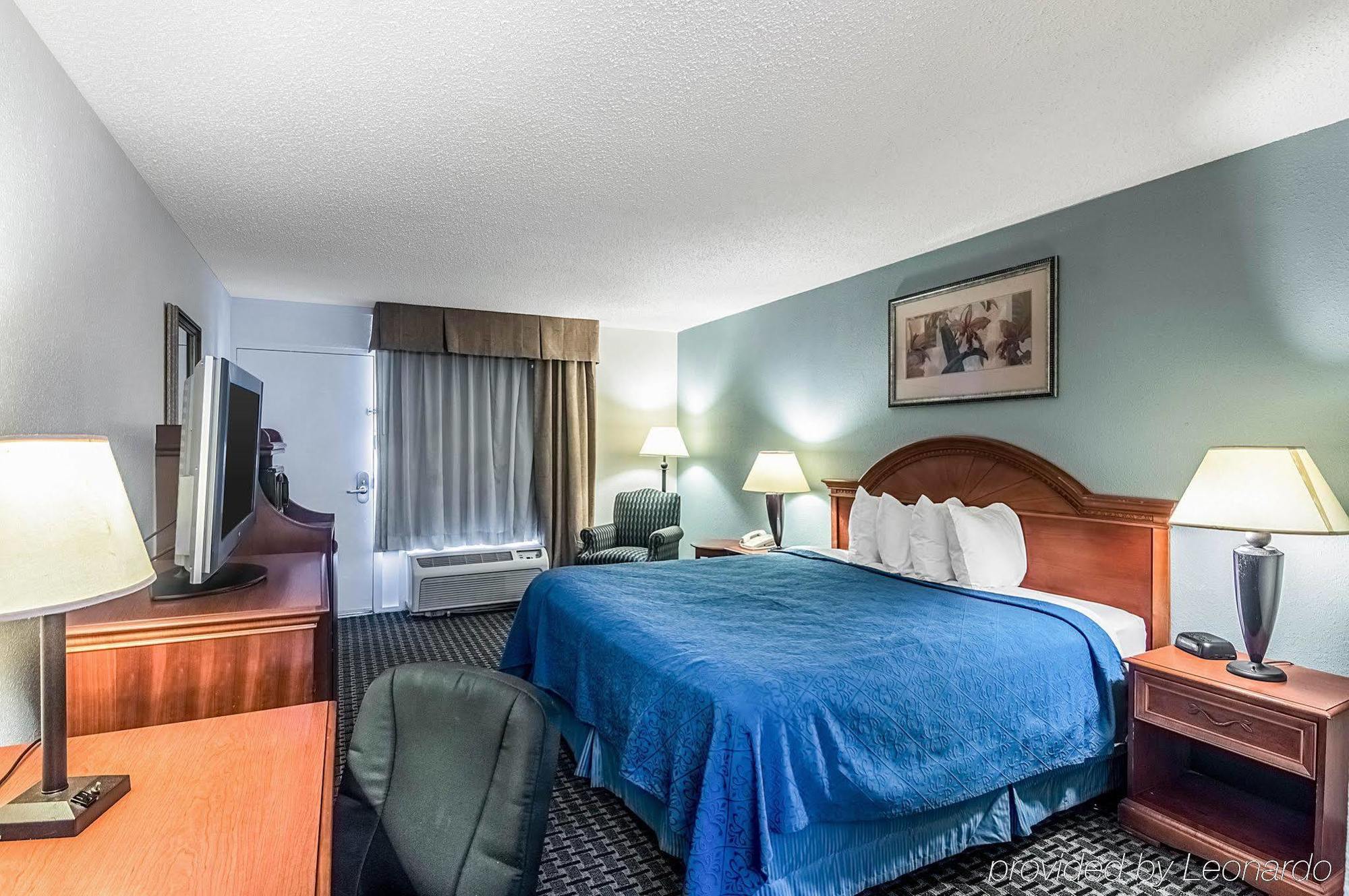 דנטון Texas Inn & Suites מראה חיצוני תמונה