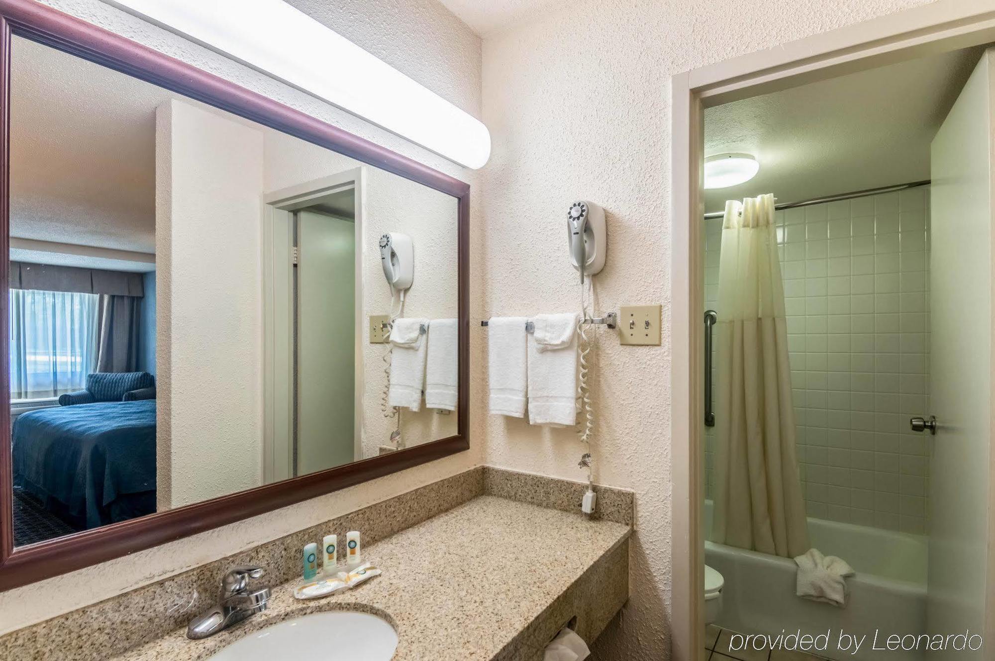 דנטון Texas Inn & Suites מראה חיצוני תמונה