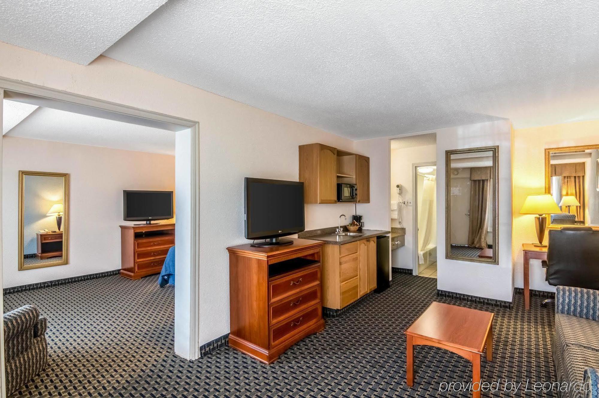 דנטון Texas Inn & Suites מראה חיצוני תמונה