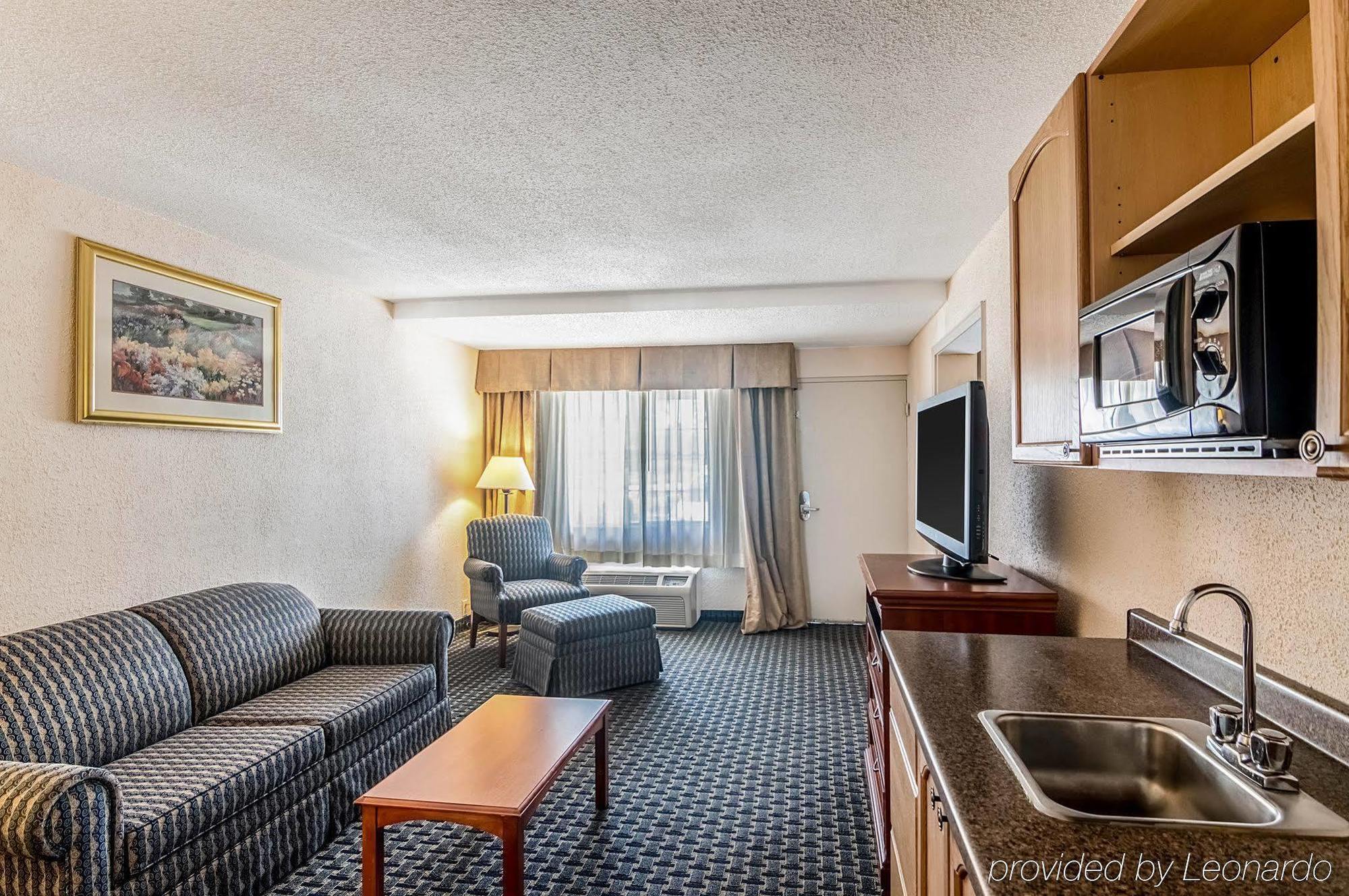 דנטון Texas Inn & Suites מראה חיצוני תמונה