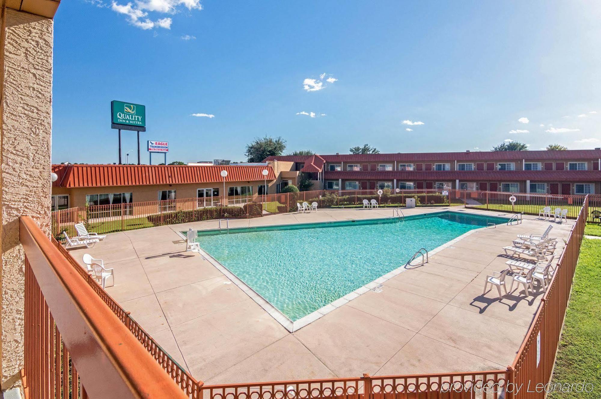 דנטון Texas Inn & Suites מראה חיצוני תמונה